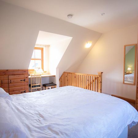 Redwood House Bed & Breakfast Greshornish Cameră foto